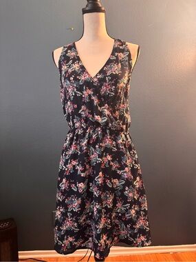 Lush Black Floral Sleeveless V-Neck Midi Dress